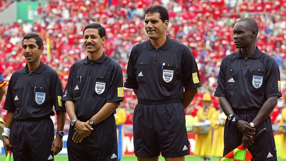 الحكم المصري "الغندور" بعد إعادة اتهامه بـ"ظلم" إسبانيا: "هدف مبابي صحيح.. لذا فعنوان صحيفة 'ماركا' إشادة بي وليس هجوما علي"