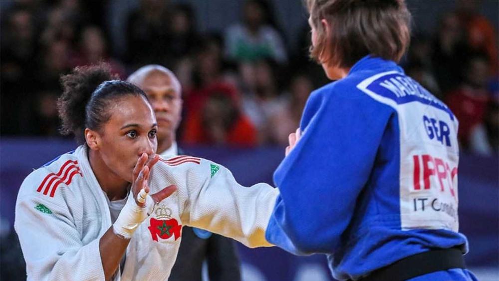بطلة الجودو المغربية أسماء نيانغ تتراجع عن الاعتزال