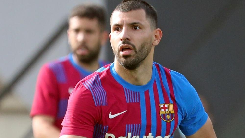 أغويرو ينضم لقائمة برشلونة في مواجهة فالنسيا