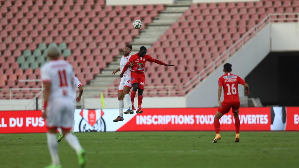 الفتح وحسنية أكادير يكتفيان بالتعادل والفريق الرباطي يعجز عن الفوز في أول ست مباريات