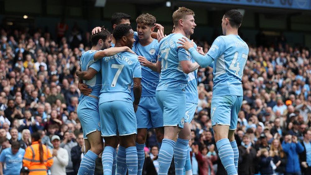 Manchester City écrase Club Bruges devant son public