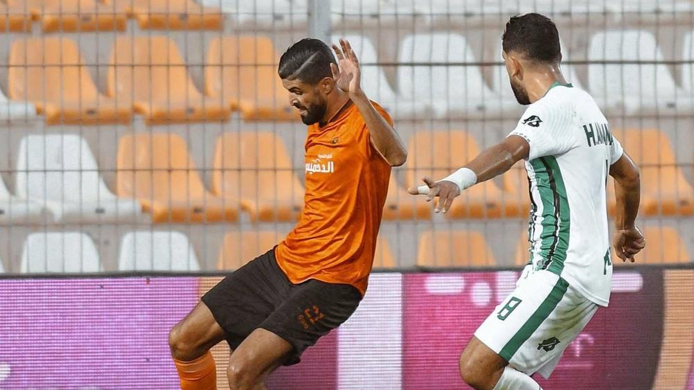 أولمبيك خريبكة يحقق "الريمونتادا" أمام النهضة البركانية في مباراة "غزيرة" بالأهداف