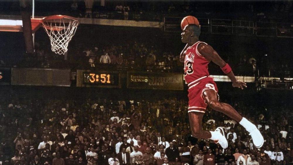 بيع حذاء للأسطورة مايكل جوردان بـ1.5 مليون دولار