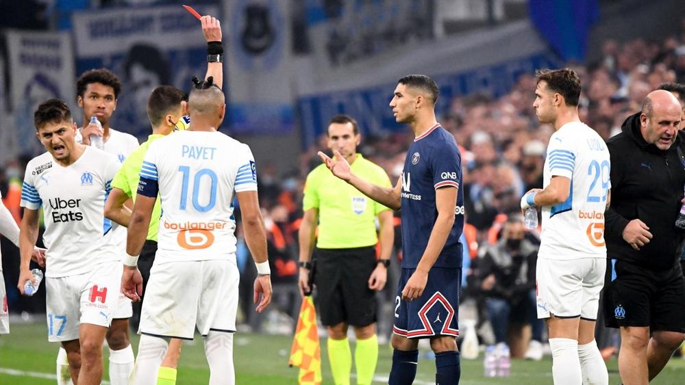 مديرية التحكيم الفرنسية تؤكد صحة طرد حكيمي وتنشر "التسجيلات الصوتية" المصاحبة للقطة بين حكم المباراة وغرفة "الفار"