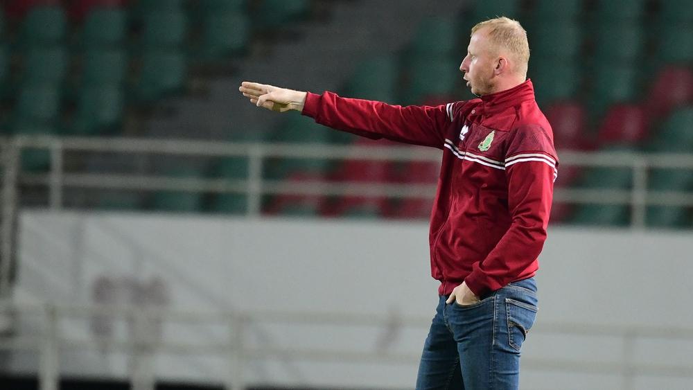 فاندنبروك: "الجيش الملكي يستحق نتيجة أفضل.. نتلقى ضربة معنوية تلو الأخرى وهذا أمر يصعب تقبله"