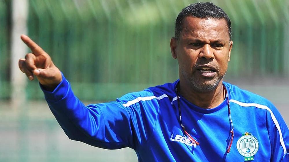 تشكيلة الرجاء في مواجهة الدفاع الجديدي.. الشابي يعتمد على العرجون وفرح منذ البداية ويضع الحافيظي والهبطي في الاحتياط