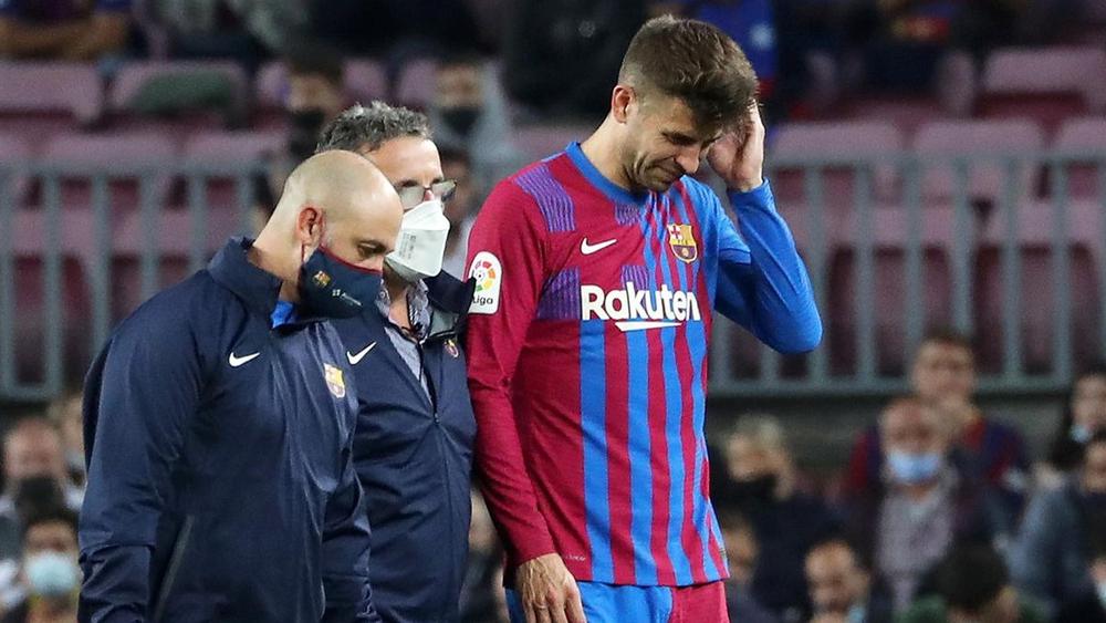 الإصابة تحرم برشلونة من بيكيه أمام دينامو كييف وعودة فاتي وديمبيلي ودي يونغ للتدريبات