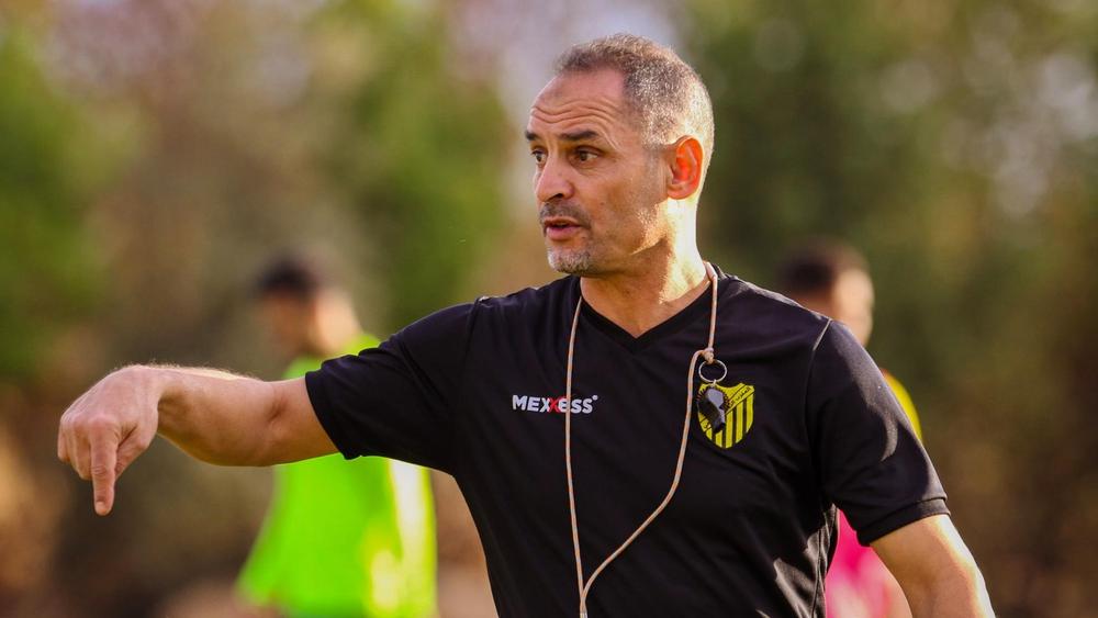 مدرب المغرب الفاسي: "الهزيمة لا تُنقص من الماص.. خطأ وحيد استغله الوداد وحقق الانتصار"