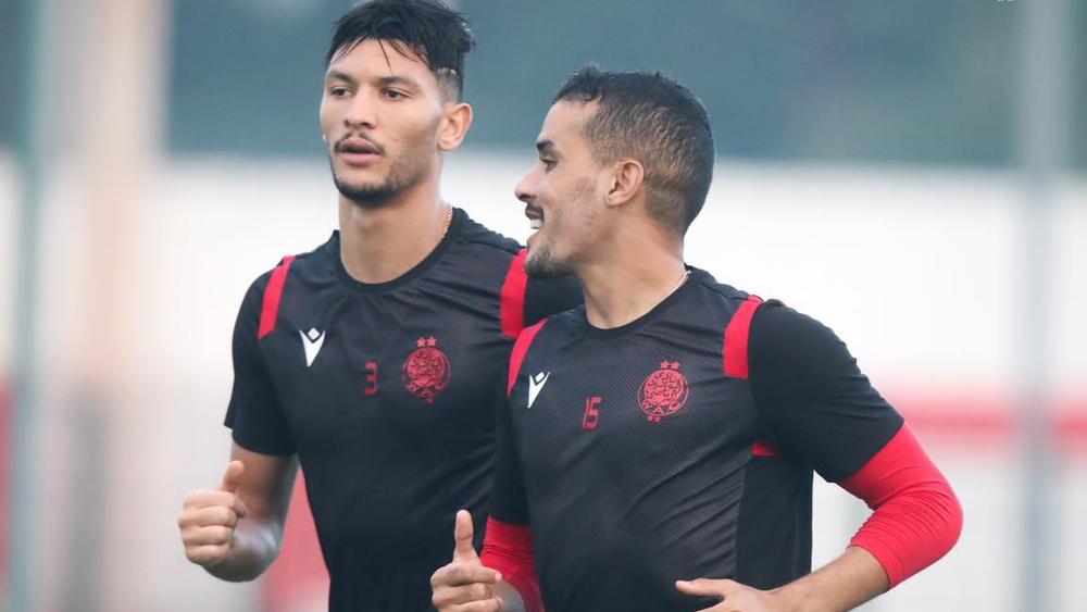 بغياب الوردي المصاب.. الوداد يخوض تداريبه بمركب محمد بن جلون تأهبا لمواجهة أولمبيك خريبكة