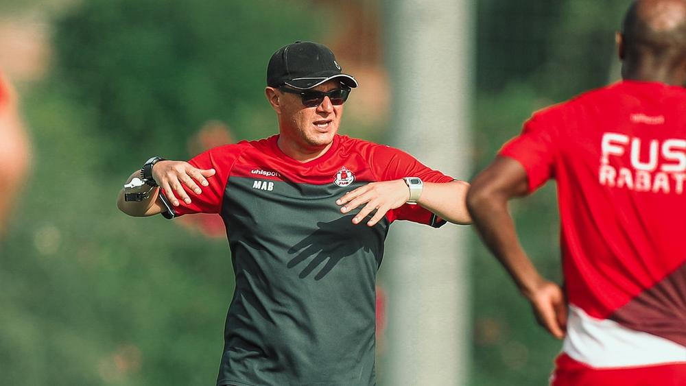 بنهاشم بعد الهزيمة أمام السوالم: "الانتصار مَابْغاشْ يجي.. كاين مُشكيل فالفتح وخْصْنا نْعرفوه وإيلا كان فيا أنا نْمْشي بْحَالِي"