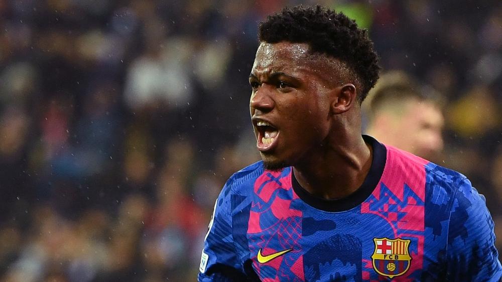 أنسو فاتي: "سنلعب ضد بنفيكا وبايرن ميونخ من أجل كل شيء"