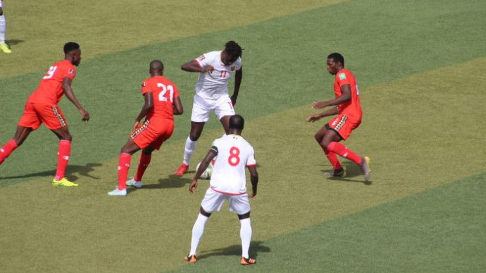 "مجموعة المغرب" في التصفيات المونديالية.. مباراة غينيا وغينيا بيساو تنتهي بدون أهداف