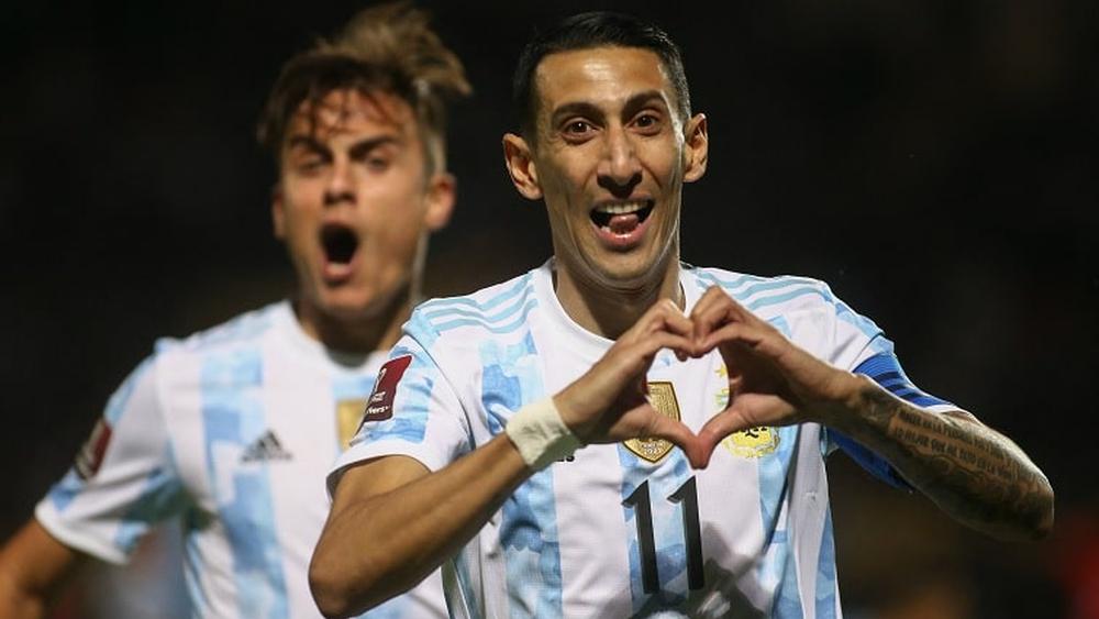 L'Argentine bat l'Uruguay et met un premier pas au Qatar