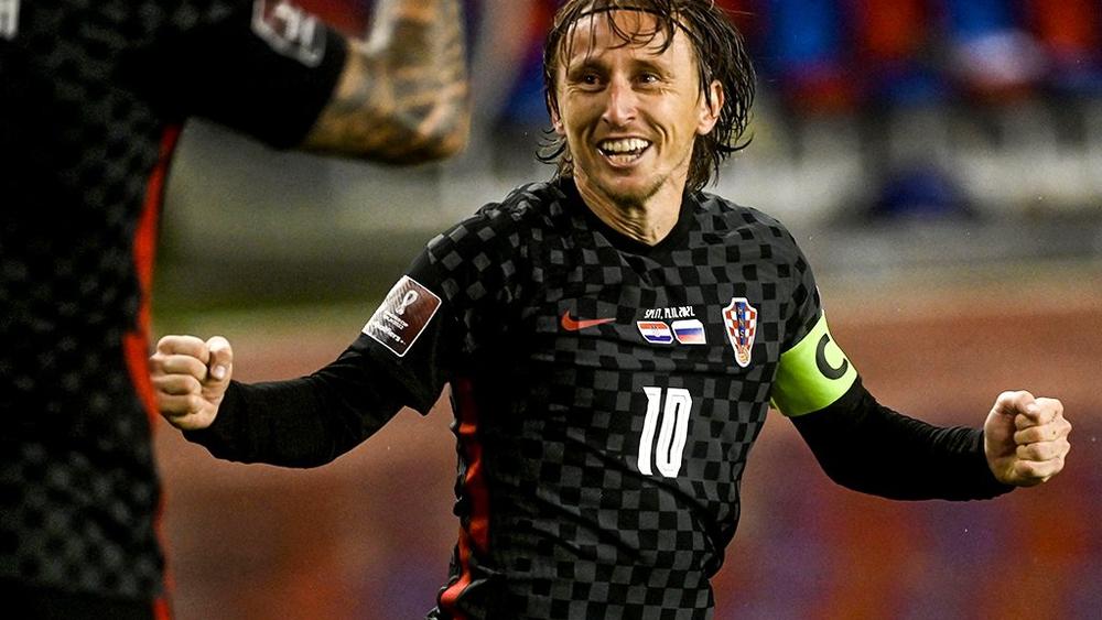 مودريتش: "نشعر بالكثير من المتعة بعد التأهل للمونديال"