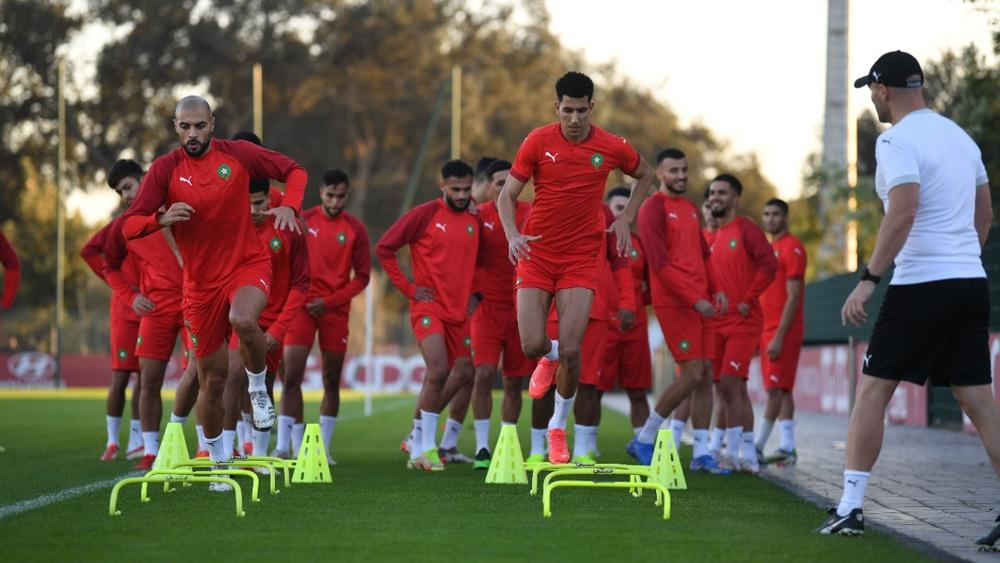 خليلوزيتش يبدأ بالياميق والعكوش كـ"أساسيين" وبخط هجوم يقوده أيوب الكعبي أمام غينيا