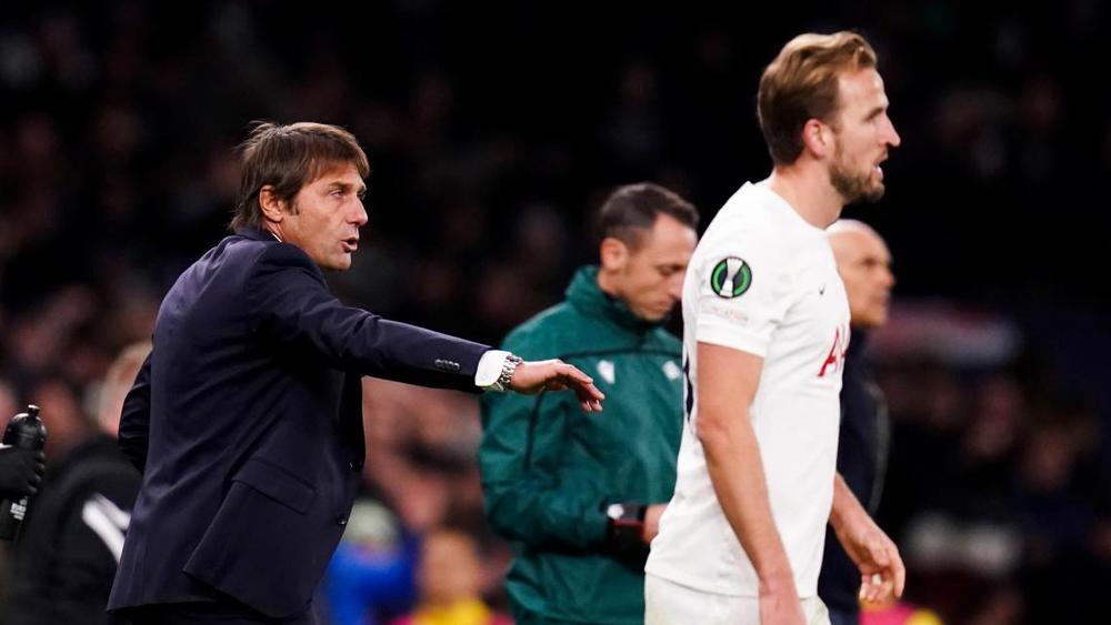 كونتي: "ندومبيلي عليه أن يؤدي لصالح الفريق وكين مهاجم من طراز عالمي"