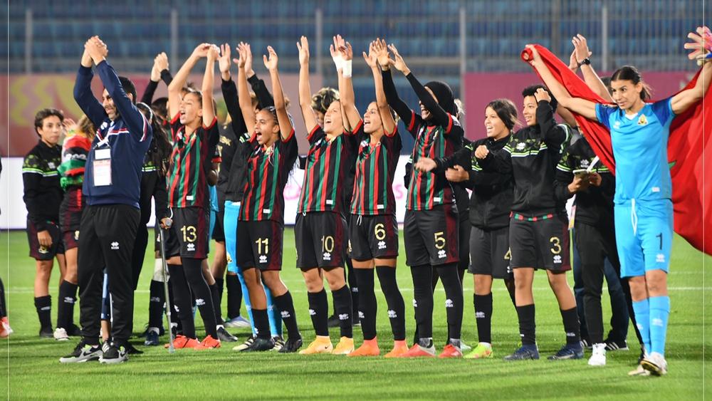 لاعبة الجيش الملكي "نجاة بدري": "جزئيات بسيطة كانت تفصلنا عن نهائي دوري الأبطال وسعداء بتحقيق الميدالية البرونزية"