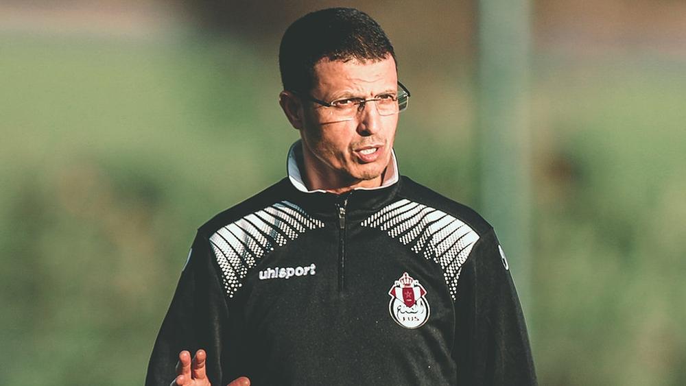 السلامي بعد الهزيمة أمام نهضة بركان: "مَعندي عْلاش نْتقَلق على اللاعبين"