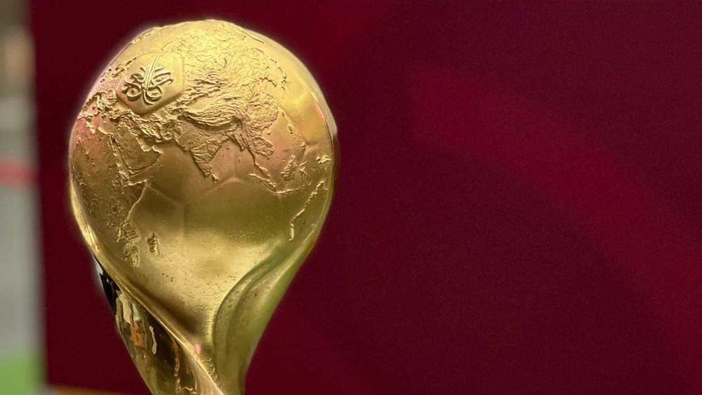 صُنِع من الذّهب الخالص ويحمل خريطة الوطن العربي.. الكشف عن مُجسّم "كأس العرب" قبل أيام من انطلاق المسابقة
