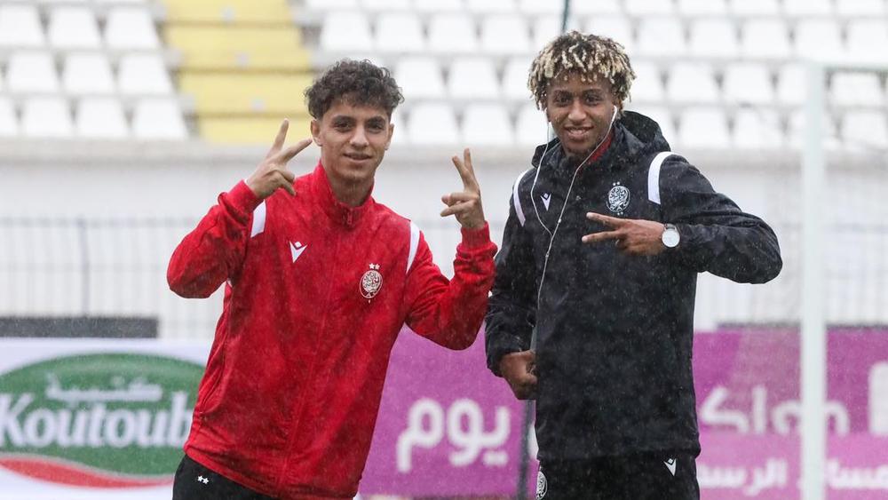 وليد الركراكي يبدأ بحيمود واللافي كأساسيين وخط هجوم يقوده مبينزا أمام نهضة بركان