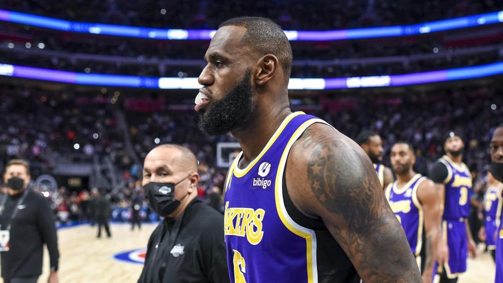 NBA. Lebron James suspendu un match après son coup de sang, Stewart deux