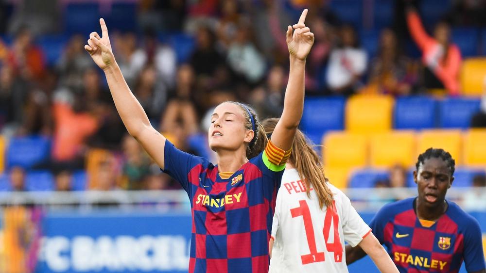 رسميا/ أليكيسا بوتياس تتوج بجائزة "الكرة الذهبية" للسيدات