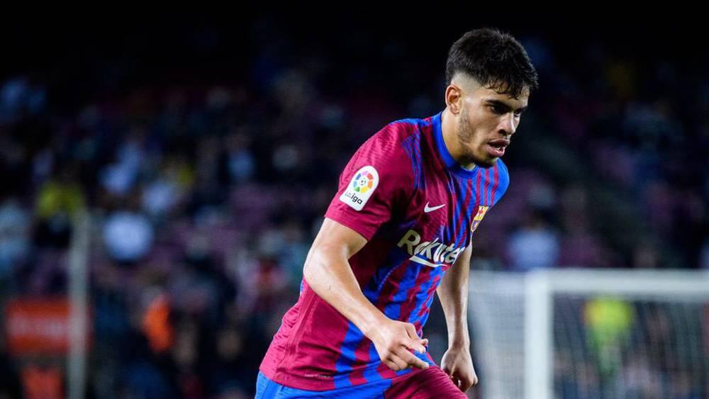 الزلزولي أساسي ضد ريال بيتيس.. تشافي يواصل وضع ثقته في اللاعب المغربي