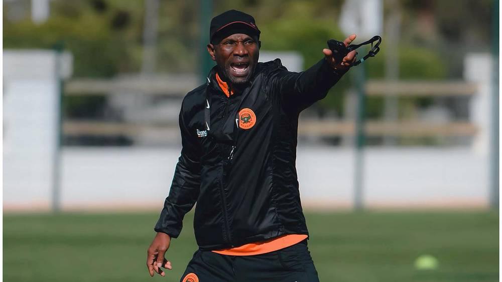 إيبينغي: "تعاهدنا فيما بيننا على التأهل لدور المجموعات رغم الغيابات التي عانينا منها"