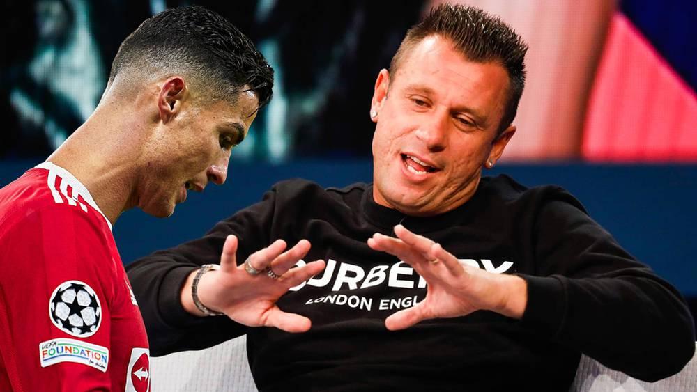 كاسانو يكشف ما دار بينه وبين كريستيانو في 'واتساب': "طلب مني أن أحترمه وقلت له ميسي هو الأفضل وهناك رونالدو واحد"!