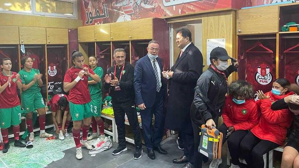 فوزي لقجع يدعم المنتخب المغربي النسوي لأقل من 20 سنة قبل مواجهة غامبيا في تصفيات "المونديال"