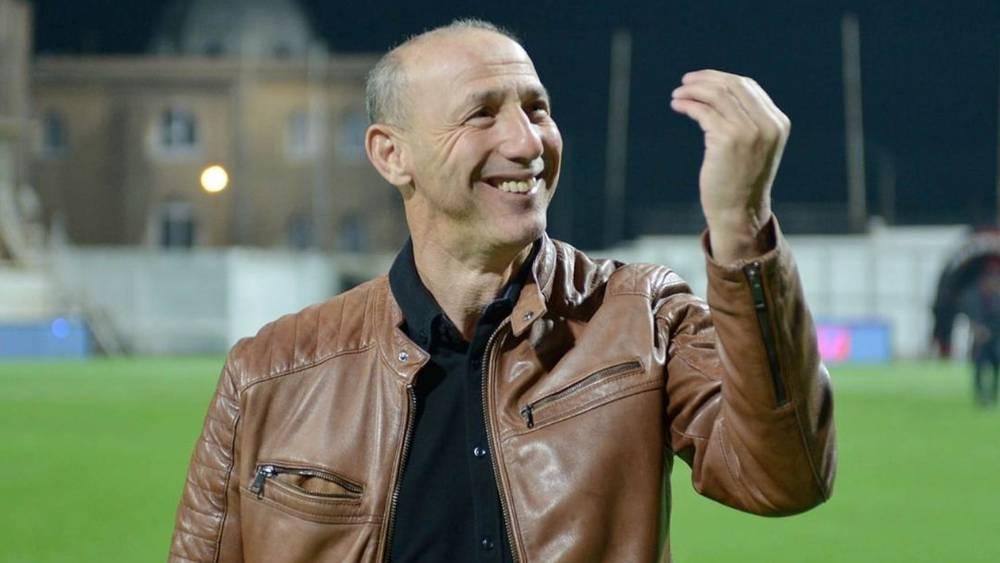 دزيري (لاعب سابق لمنتخب الجزائر): " أعلم أن المغاربة سجلوا أهدافًا كثيرة ويجب الحذر من ذلك"