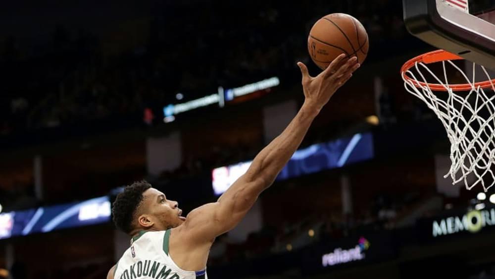 NBA : Antetokounmpo désamorce les Rockets presque à lui tout seul