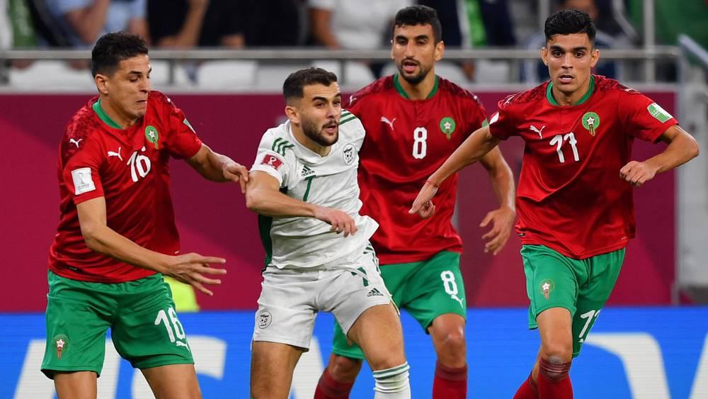 إحصائيات المباراة.. المغرب استحوذ على الكرة بنسبة 53% مقابل 47% للجزائر بجانب ثلاث فرص مؤطرة للمنتخب "الرديف" واثنتين لـ"الخضر"