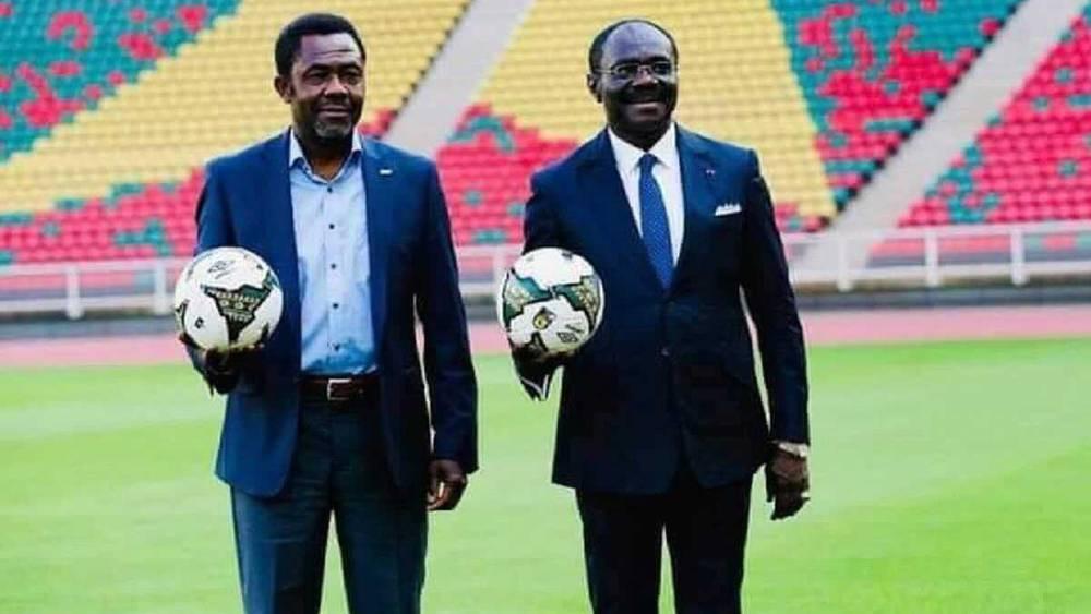 الأمين العام لـ"الكاف": "ولوج الجمهور للملاعب في الكان يتطلب التطعيم ضد كورونا ومن يرفض ذلك سيشاهد المباريات من التلفاز"