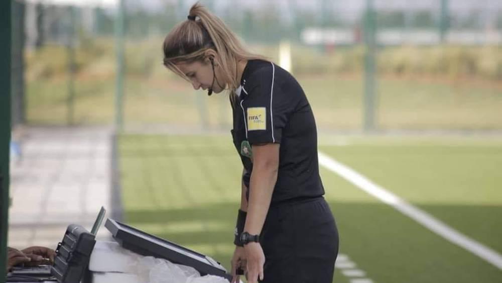 بشرى كربوبي: "أشعر بالفخر والاعتزاز لكوني مثّلتُ التحكيم النسائي المغربي والعربي في دوري أبطال أفريقيا للسيدات"