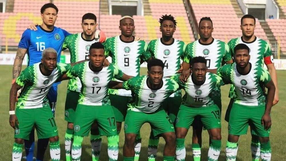 بلاعبين أغلبهم يزاولون في الدوريات الأوروبية.. نيجيريا تميط اللثام عن لائحتها النهائية الخاصة بـ"كأس أمم أفريقيا"
