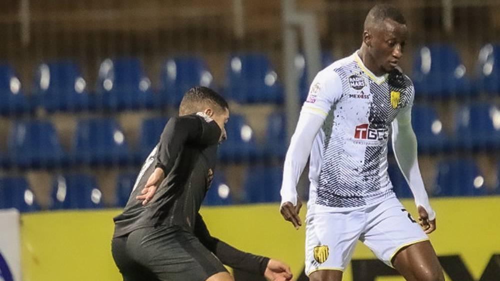 المغرب الفاسي "يقلب الطاولة" على ضيفه اتحاد طنجة بهدف في "الوقت القاتل" ويرتقي للمركز الرابع من الدوري المغربي