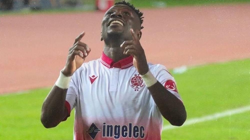 مسوفا يختفي عن الأنظار منذ مباراة مولودية وجدة وإدارة الوداد تجهلُ سبب غيابه