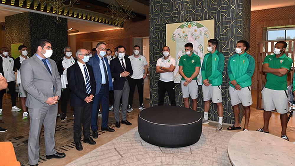 CAN-2021 : En préparation à Maâmora, les Lions de l’Atlas reçoivent la visite d’une délégation ministérielle