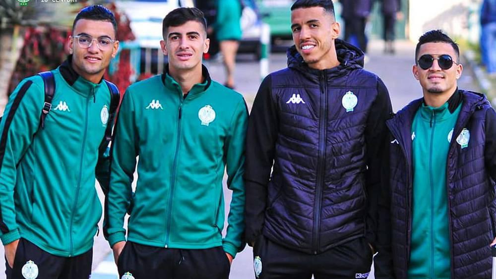 لاعبو الرجاء يحظون بإجازة تمتد لأسبوع ويدخلون تربصاً إعدادياً بأكادير لعشرة أيام مُباشرة بعد عودتهم