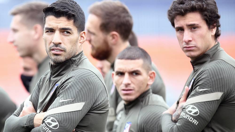 أتلتيكو مدريد يفتقد خدمات سواريز وخيمينيز أمام فياريال