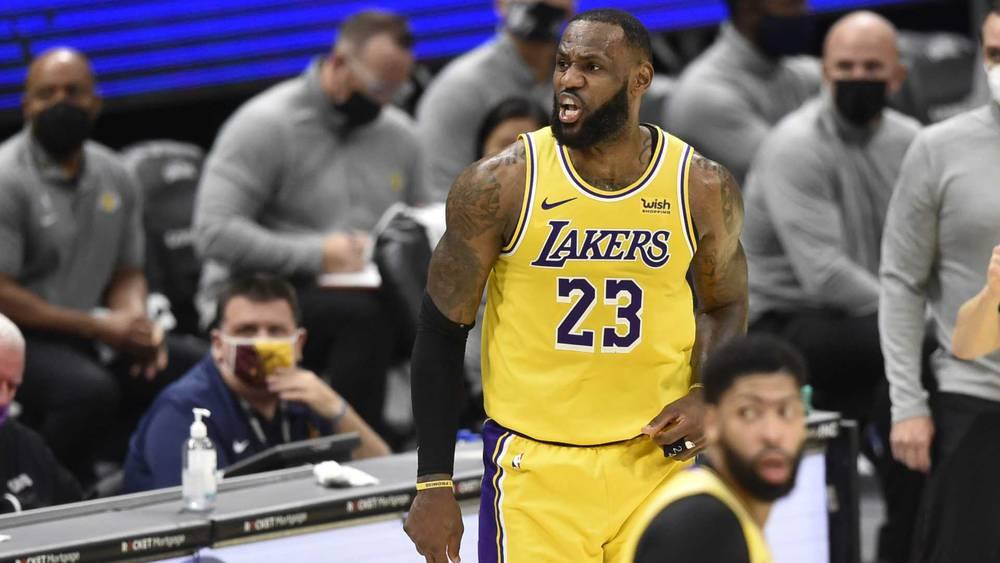 NBA: LeBron James sauve (encore) les Lakers, Fournier zéro pointé