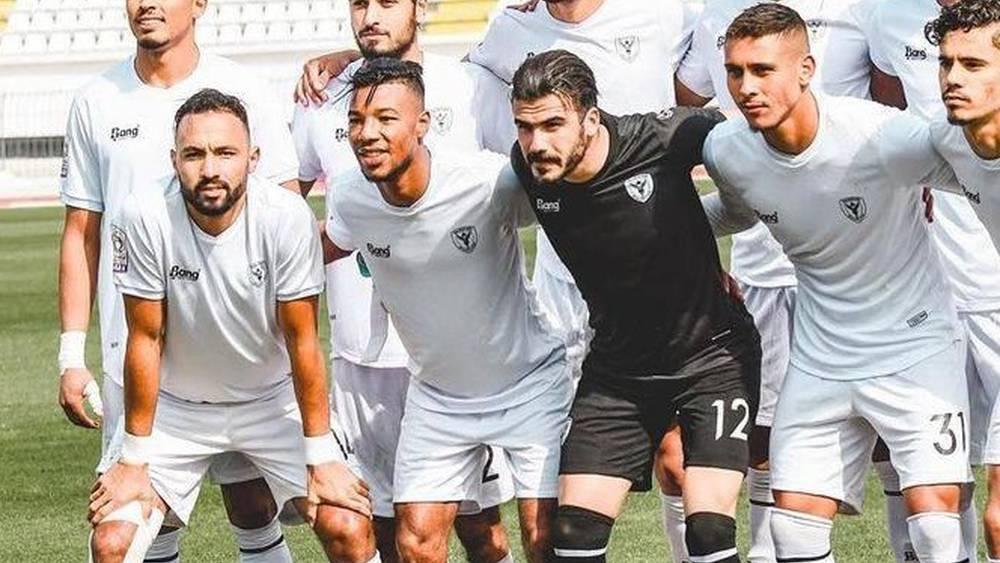 حارس "الطاس" محمد بن التومي يرافق الرجاء لـ"معسكر أكادير" قبل الحسم في مصير الصفقة