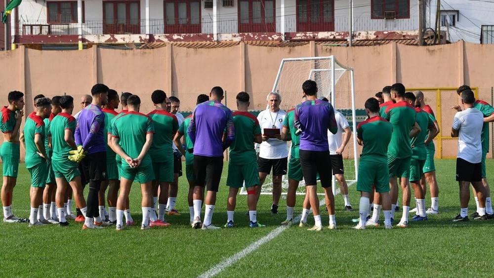 بغياب برقوق ومايي والكعبي.. المنتخب الوطني يخوض أول حصة تدريبية استعدادا لمواجهة جزر القمر