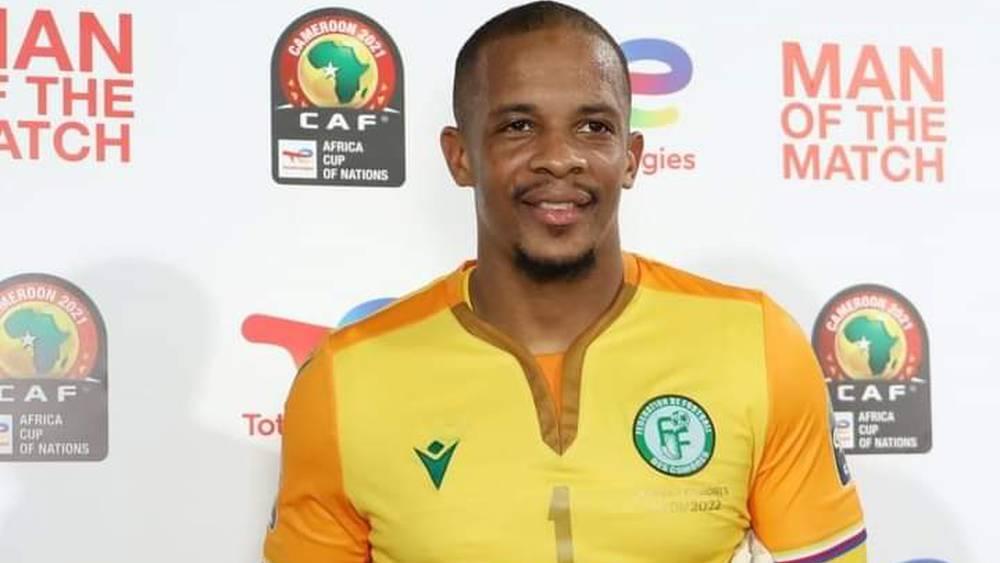 حارس مرمى جزر القمر بن بوانا يتوج بجائزة "رجل المباراة" أمام المغرب