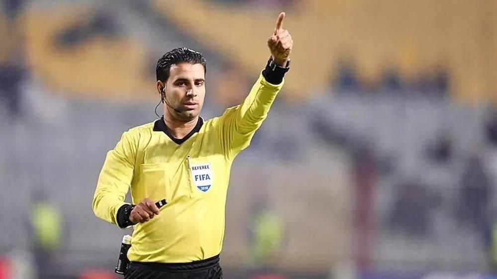 جمال الغندور: "التونسي السالمي قدّم أداء تحكيمياً رائعاً في مباراة المغرب وجزر القمر وعلى 'الكاف' اعتماد تنكولوجيا خط المرمى"