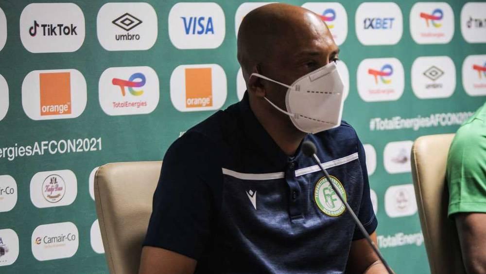 مدرب جزر القمر: "المنتخب المغربي سيذهب بعيداً في هذه البطولة وأصبح أكثر تماسكًا مما كان عليه في السابق"