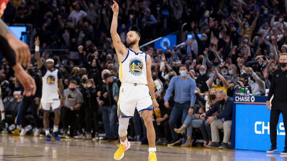 NBA: Stephen Curry sauveur de Golden State au buzzer
