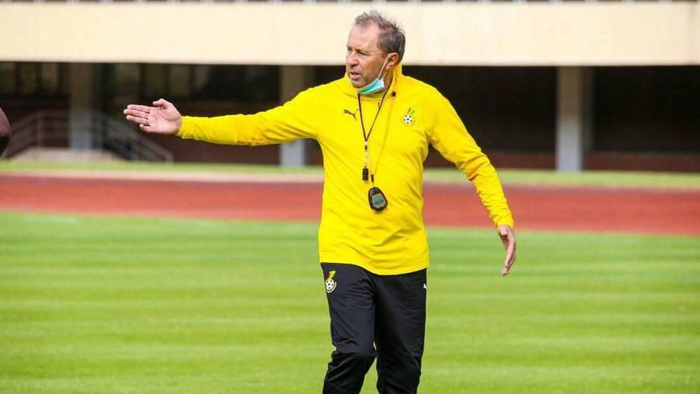 الاتحاد الغاني يُقيل مدرب المنتخب الأول راييفاتش بعد الخروج من "الكان"