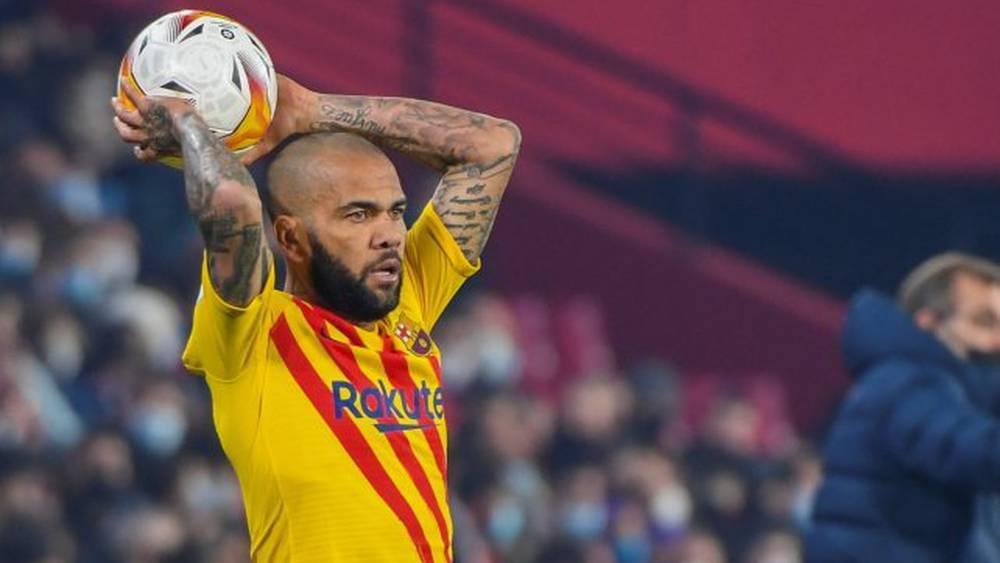 Ligue Europa : Xavi se passe de Dani Alves